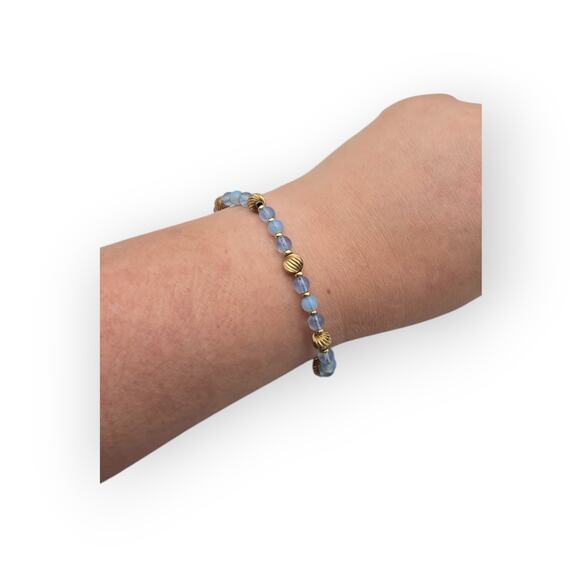 Mid-Century Blue Glass Bead Bracelet with Gold Accents Fishhook Clasp - Picture 8 of 9